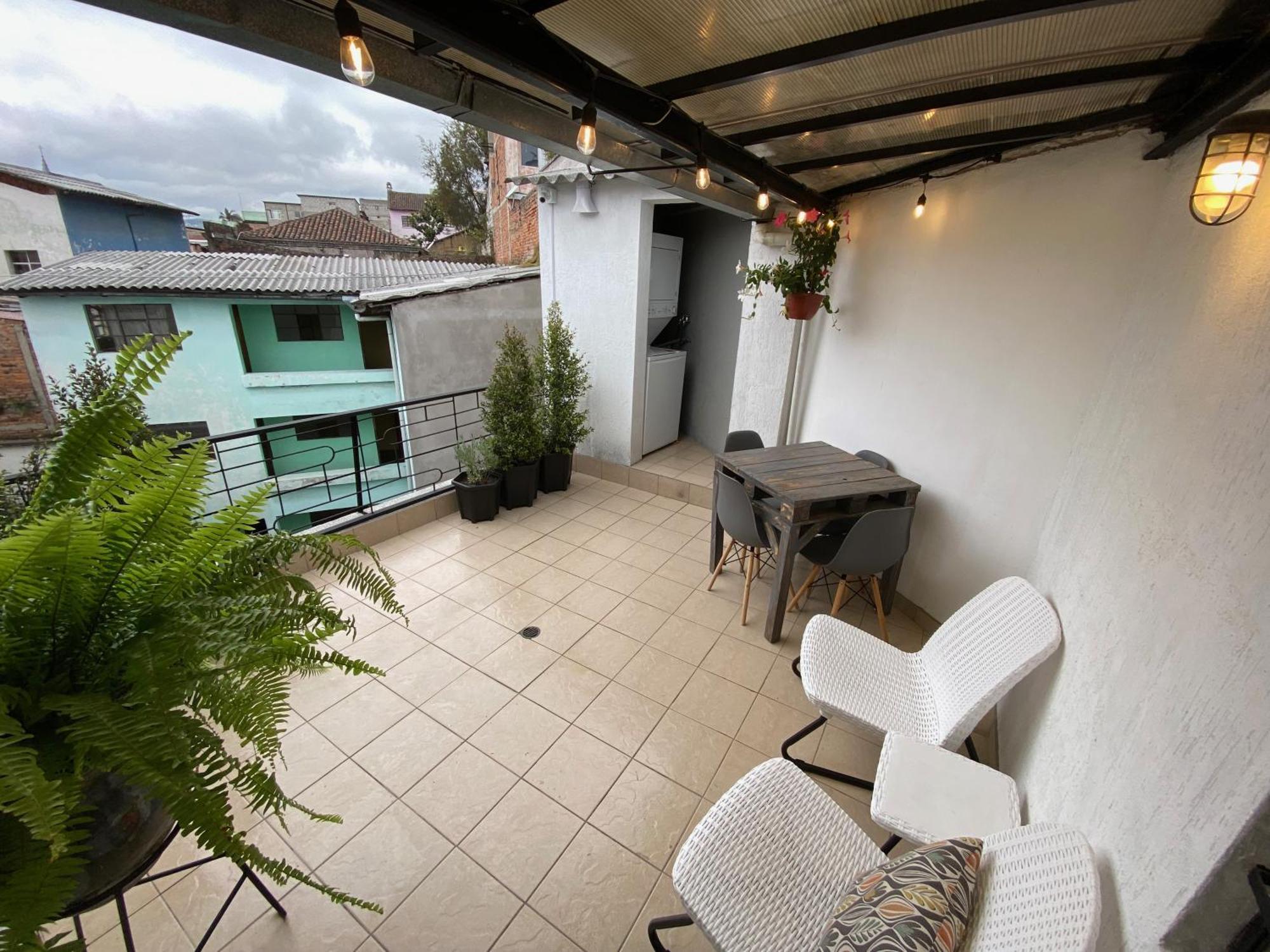 Great Location Quito Apartments Экстерьер фото